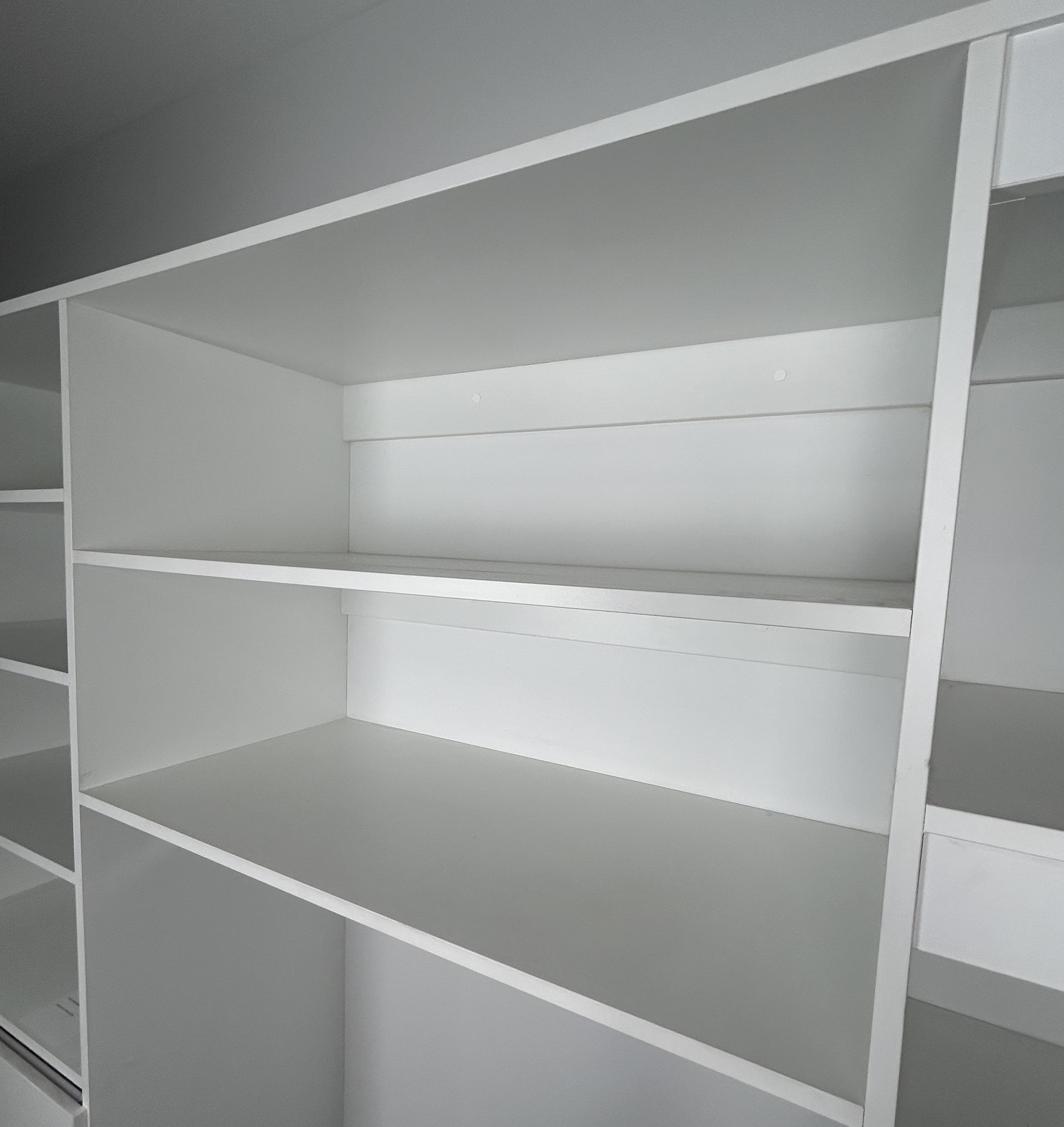FIXED SHELF